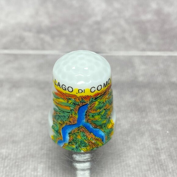 Lago Di Como Italy Souvenir Porcelain Thimble With Colorful Scenic Design - Picture 2 of 10